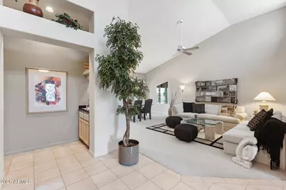 10497 E Cinnabar Avenue, Scottsdale, AZ 85258 - Photo 11