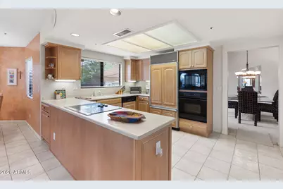 10497 E Cinnabar Avenue, Scottsdale, AZ 85258 - Photo 19