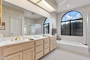 10497 E Cinnabar Ave, Scottsdale, AZ 85258 - Photo 5