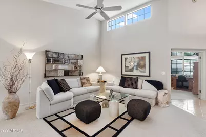 10497 E Cinnabar Avenue, Scottsdale, AZ 85258 - Photo 13