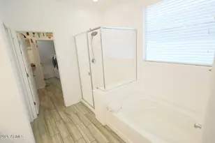 2318 E Harwell Rd, Phoenix, AZ 85042 - Photo 45