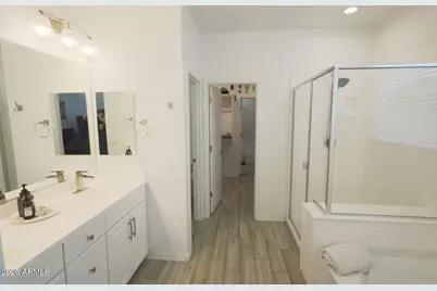 2318 E Harwell Road, Phoenix, AZ 85042 - Photo 43