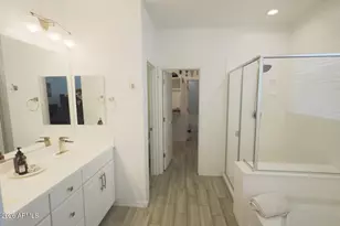 2318 E Harwell Rd, Phoenix, AZ 85042 - Photo 43