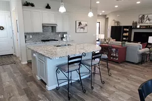 42024 W Rosewood Ln, Maricopa, AZ 85138 - Photo 11