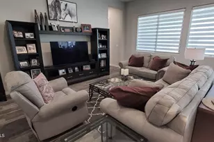 42024 W Rosewood Ln, Maricopa, AZ 85138 - Photo 9