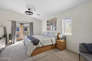 2725 E Mine Creek Rd, Phoenix, AZ 85024 - Photo 13