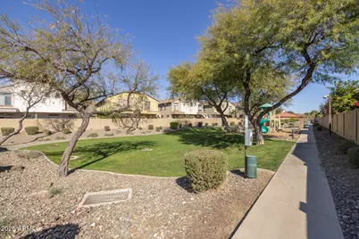 2725 E Mine Creek Road #2166, Phoenix, AZ 85024 - Photo 19