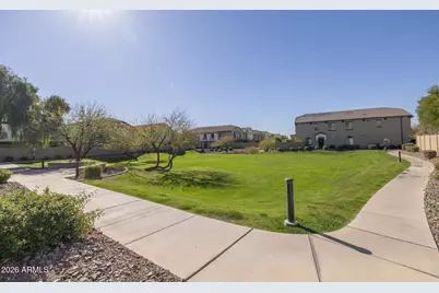 2725 E Mine Creek Road #2166, Phoenix, AZ 85024 - Photo 25