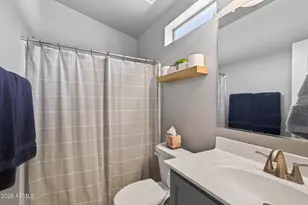 2725 E Mine Creek Rd, Phoenix, AZ 85024 - Photo 17