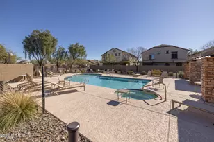 2725 E Mine Creek Rd, Phoenix, AZ 85024 - Photo 29