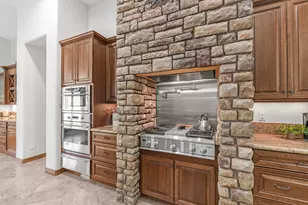 3110 W Glenhaven Dr, Phoenix, AZ 85045 - Photo 11