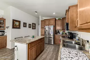 650 N Hawes Rd, Mesa, AZ 85207 - Photo 17