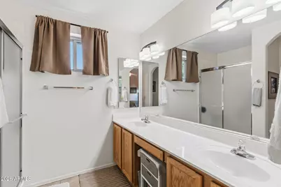 15672 W Cheery Lynn Road, Goodyear, AZ 85395 - Photo 9