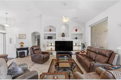 15672 W Cheery Lynn Road, Goodyear, AZ 85395 - Photo 11