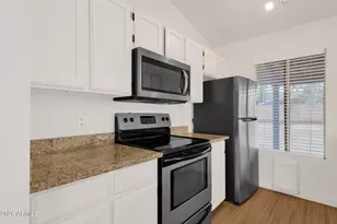 5021 N 86th Ave, Glendale, AZ 85305 - Photo 13