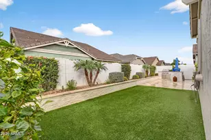 4238 E Skousen St, Gilbert, AZ 85295 - Photo 57