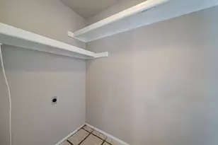 1032 E Michelle Dr, Phoenix, AZ 85022 - Photo 21