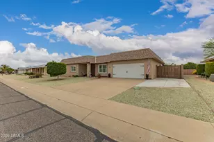 9615 W Willowbrook Dr, Sun City, AZ 85373 - Photo 3