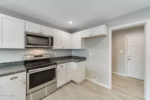 3920 W Tuckey Ln, Phoenix, AZ 85019 - Photo 9