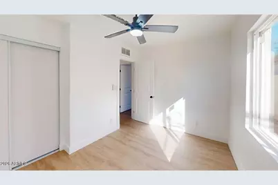 2739 E Tamarisk Avenue #Apt 1, Phoenix, AZ 85040 - Photo 11