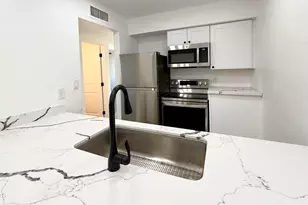 2739 E Tamarisk Ave, Phoenix, AZ 85040 - Photo 3