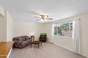 10802 W Cumberland Dr, Sun City, AZ 85351 - Photo 19