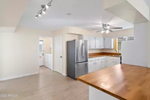 10802 W Cumberland Dr, Sun City, AZ 85351 - Photo 15