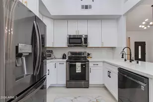 5216 W Voltaire Dr, Glendale, AZ 85304 - Photo 7