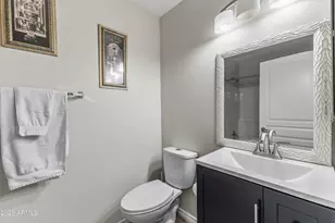 10459 E Hillery Dr, Scottsdale, AZ 85255 - Photo 21