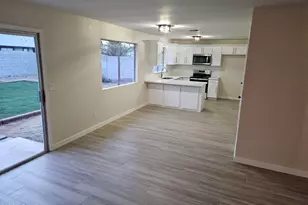 8949 W Cinnabar Ave, Peoria, AZ 85345 - Photo 7