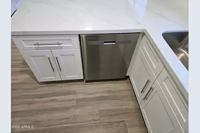 8949 W Cinnabar Avenue, Peoria, AZ 85345 - Photo 13