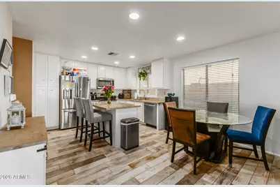 2910 E Windsong Drive, Phoenix, AZ 85048 - Photo 9