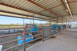 2690 W Gail Rd, San Tan Valley, AZ 85144 - Photo 25