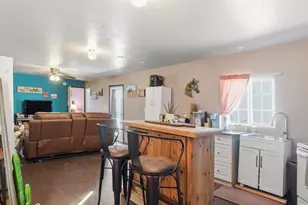 2690 W Gail Rd, San Tan Valley, AZ 85144 - Photo 33