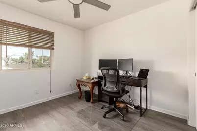2826 E Cactus Road, Phoenix, AZ 85032 - Photo 13