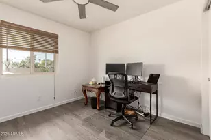 2826 E Cactus Rd, Phoenix, AZ 85032 - Photo 13