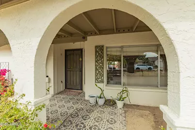 5754 W Shangri La Road, Glendale, AZ 85304 - Photo 5