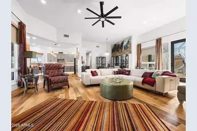 38313 N 17th Way, Phoenix, AZ 85086 - Photo 11