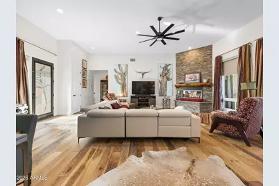 38313 N 17th Way, Phoenix, AZ 85086 - Photo 9