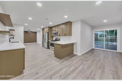 2218 W Poinsettia Drive, Phoenix, AZ 85029 - Photo 5