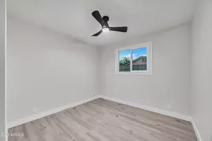 2218 W Poinsettia Dr, Phoenix, AZ 85029 - Photo 19