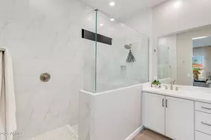 5010 E Anderson Dr, Scottsdale, AZ 85254 - Photo 11