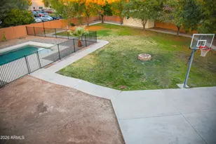 2421 N 92nd Glen, Phoenix, AZ 85037 - Photo 7