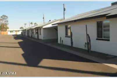 3151 N 36th Street #6, Phoenix, AZ 85018 - Photo 3