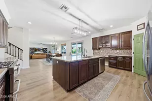 8040 W Via Montoya Dr, Peoria, AZ 85383 - Photo 9