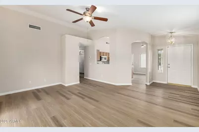 3136 E Desert Lane, Gilbert, AZ 85234 - Photo 5