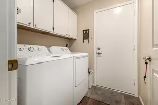 15821 N 51st St, Scottsdale, AZ 85254 - Photo 17