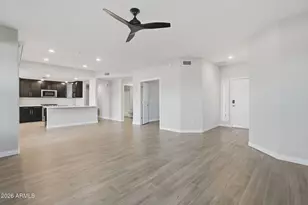 2425 W Bronco Butte Trl, Phoenix, AZ 85085 - Photo 13