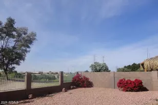 10831 W Laurie Ln, Peoria, AZ 85345 - Photo 15