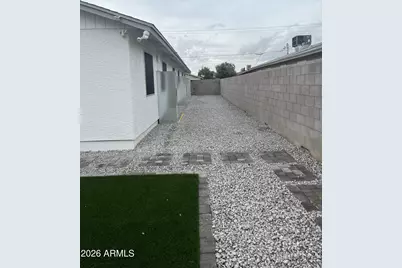2912 E Roeser Road #1, Phoenix, AZ 85040 - Photo 17